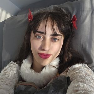 Meet your Posher, Angeline